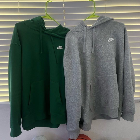 Couple of Nike hoodie XL size - Picture 2 of 2